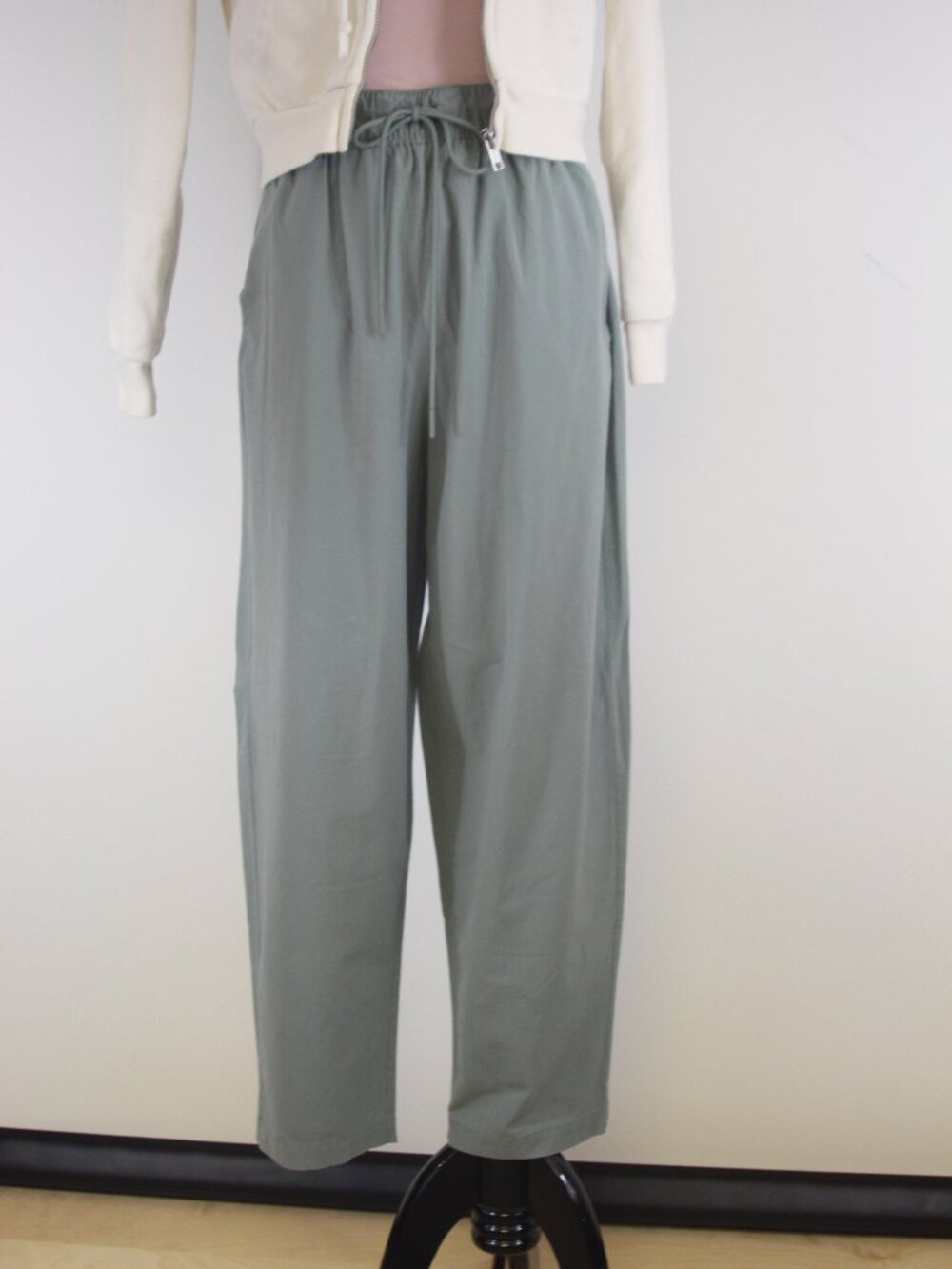 Calia Sage Green Utility Pants Athleisure High Rise Travel Jogger Crop M